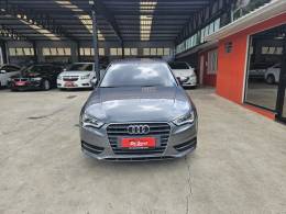 AUDI - A3 - 2013/2014 - Cinza - R$ 74.900,00