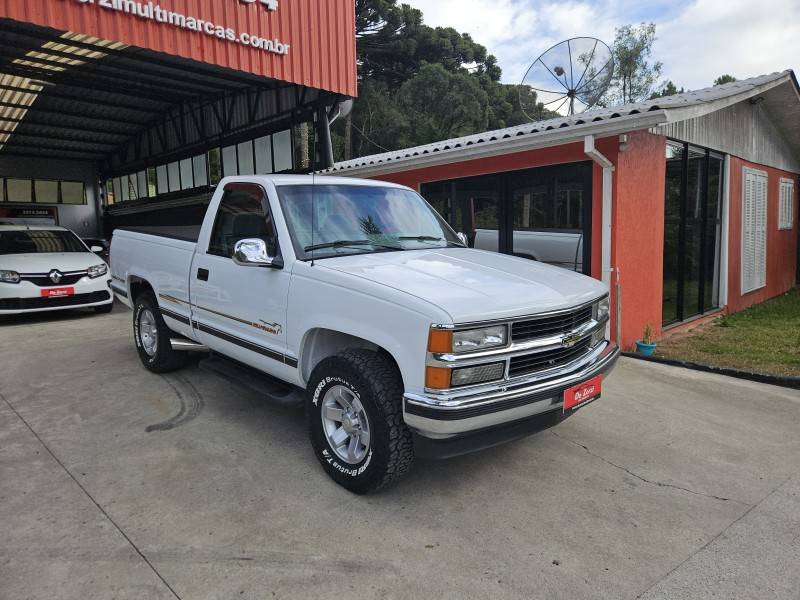 CHEVROLET - SILVERADO - 1997/1997 - Branca - R$ 134.900,00